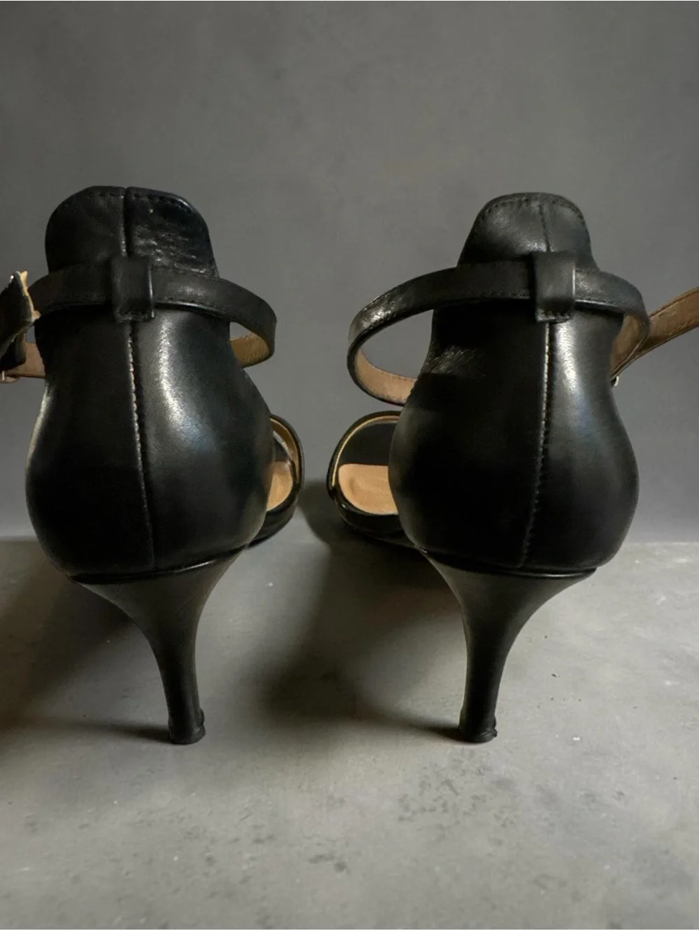 Kelly & Katie Nadia Black Leather Heeled Sandals Size 8.5M